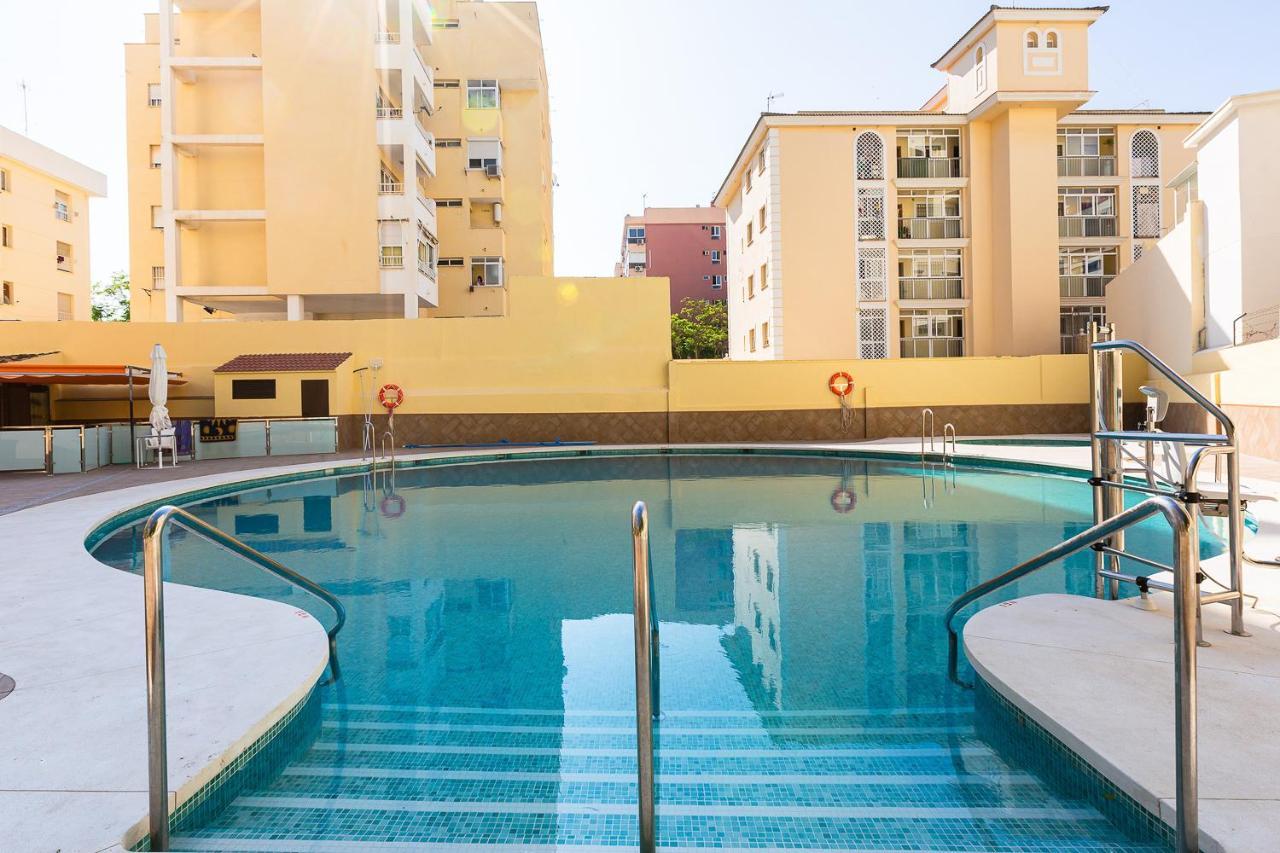 Ver853 - Estudio Con Terraza Vistas Al Mar, Piscina, Playa, Centro Torremolinos Esterno foto