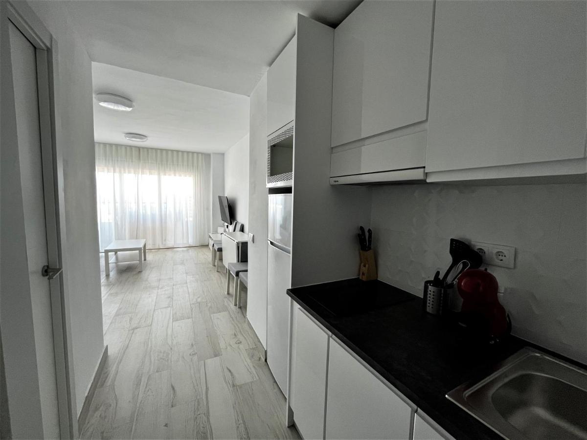 Ver853 - Estudio Con Terraza Vistas Al Mar, Piscina, Playa, Centro Torremolinos Esterno foto